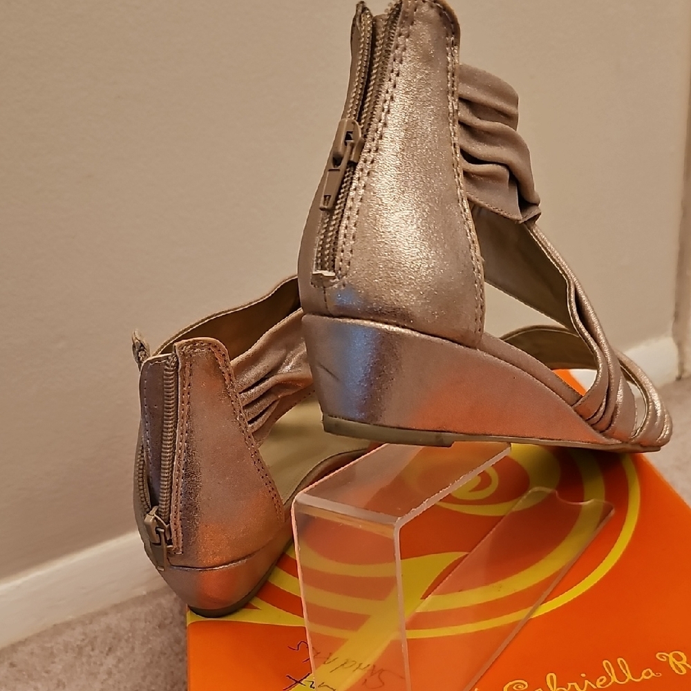 Gabriella Rocha Metallic Wedges - Picture 4 of 6